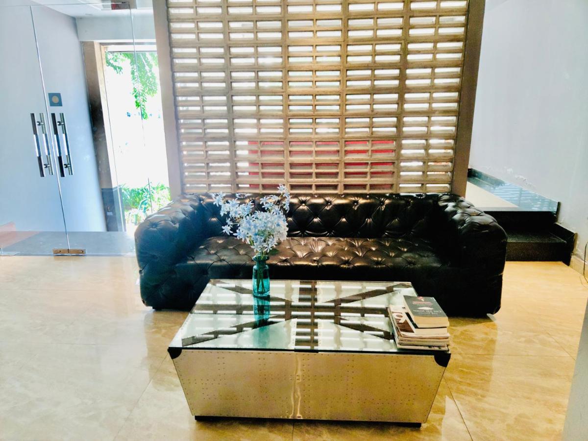 הו צ'י מין סיטי A In Hotel Riverside מראה חיצוני תמונה